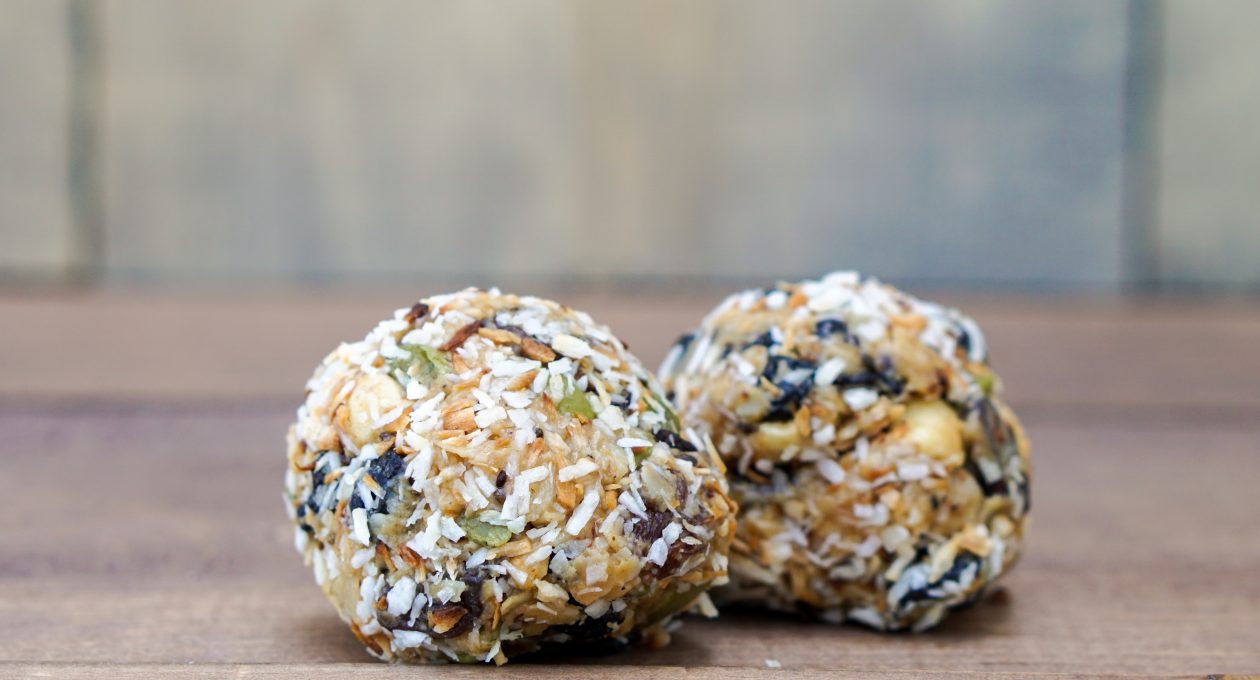 Blueberry Energy Nut Butter Balls (2-pack)